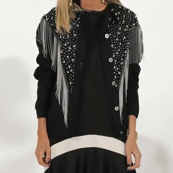 Western Vintage Wash Denim Studded Fringe Jean Jacket - Picture 6 of 16